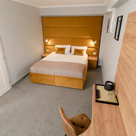 Konukevi Pensiunea Elisei